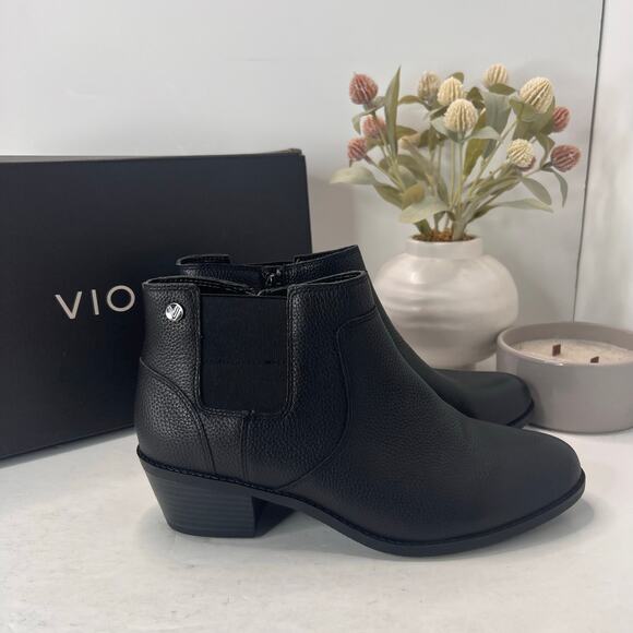 Vionic Finn Leather Comfort Block Heel Ankle Boot Black Women's 8.5 Wide NWOB - Picture 1 of 11